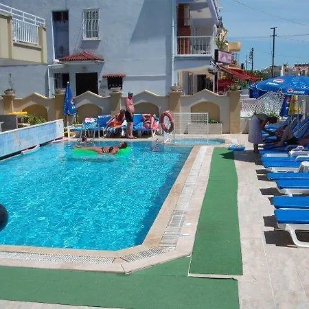 Lägenhetshotell Konak Apart Hotel 3*